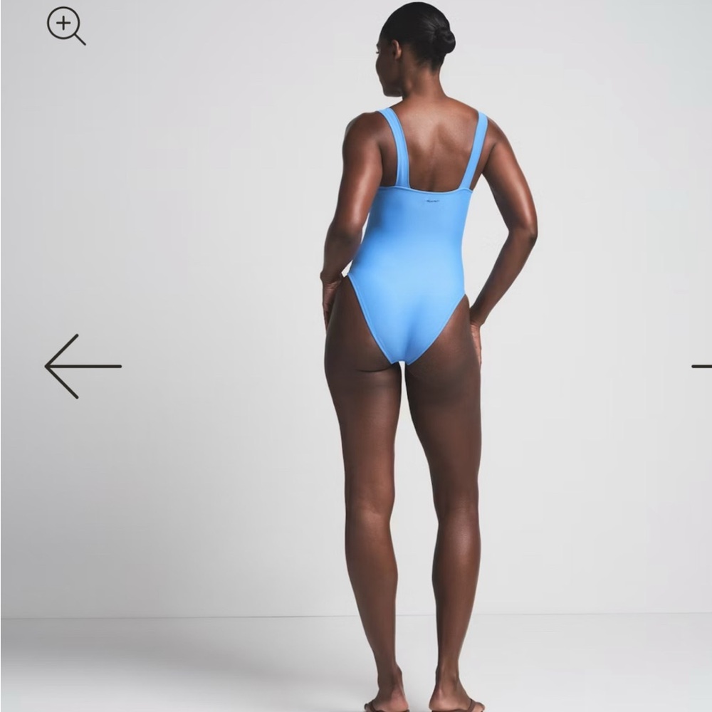 NWT SKIMS Women's One Piece Swimsuit in Tide. - Picture 2 of 4